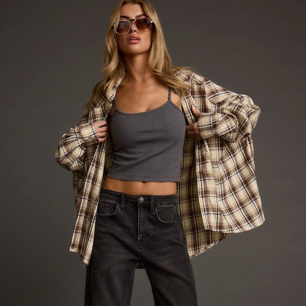 12th Tribe Williamsburg Beige Plaid Flannel Size SS